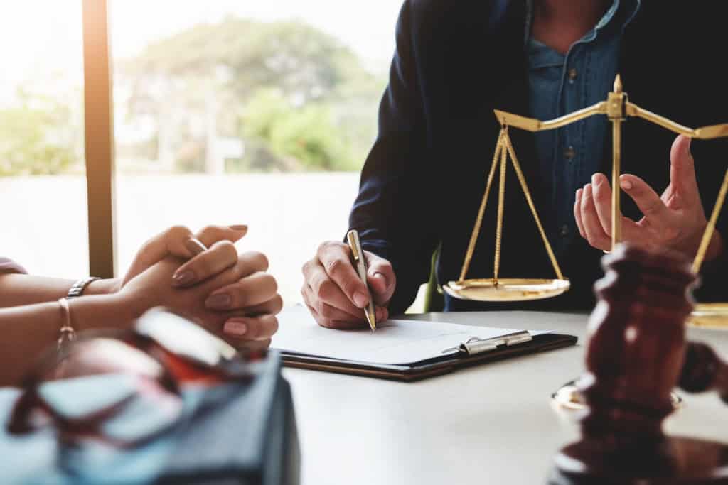 Court Applications vs. Mediation: A Less Stressful Path with EH Mediation Gravesend
